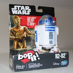 New Hasbro Bop It Star Wars R2D2 Electronic Handheld Game C-3PO Working Sounds